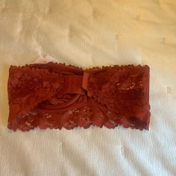 Auden stylish Auburn Color Bandeau Bra with Romantic Lace Design - Picture 2 of 6